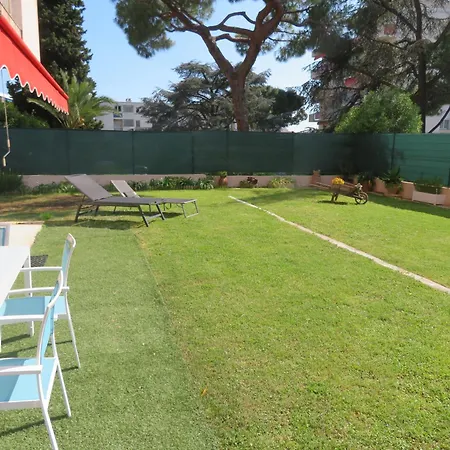 Appartement Superbe Rez De Jardin Dans Résidence Au Calme